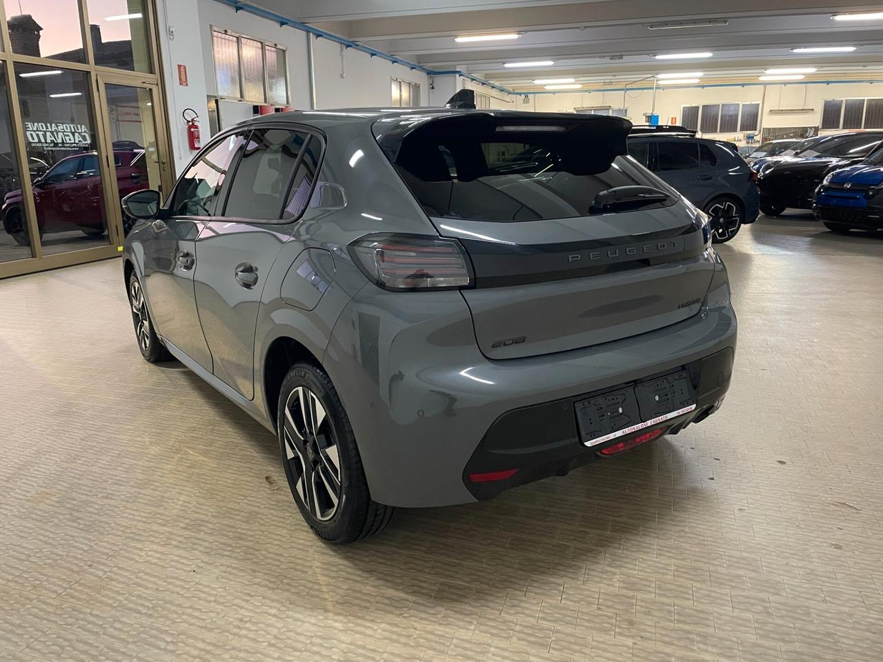 Peugeot 208 Hybrid 110 e-DCS6 Allure Km0 Neopatentati