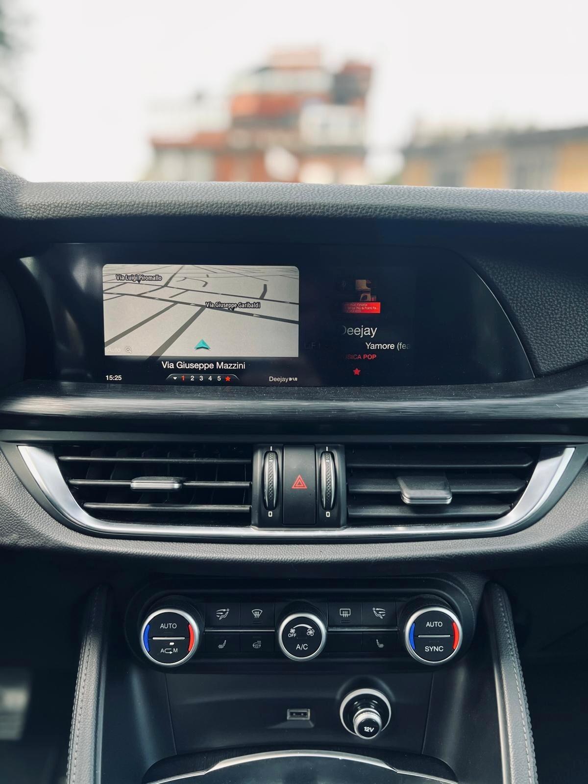 Alfa Romeo Stelvio 2.2 Turbodiesel 210 CV AT8 Q4 Super