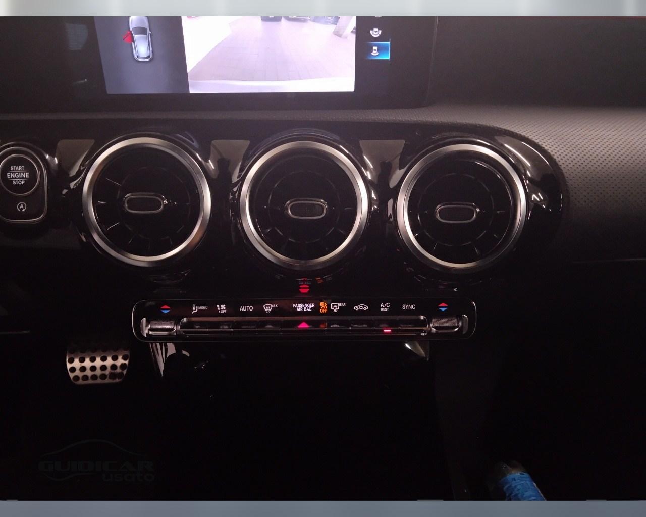 Mercedes-Benz Classe A - W177 2018 - A 180 d Premium auto