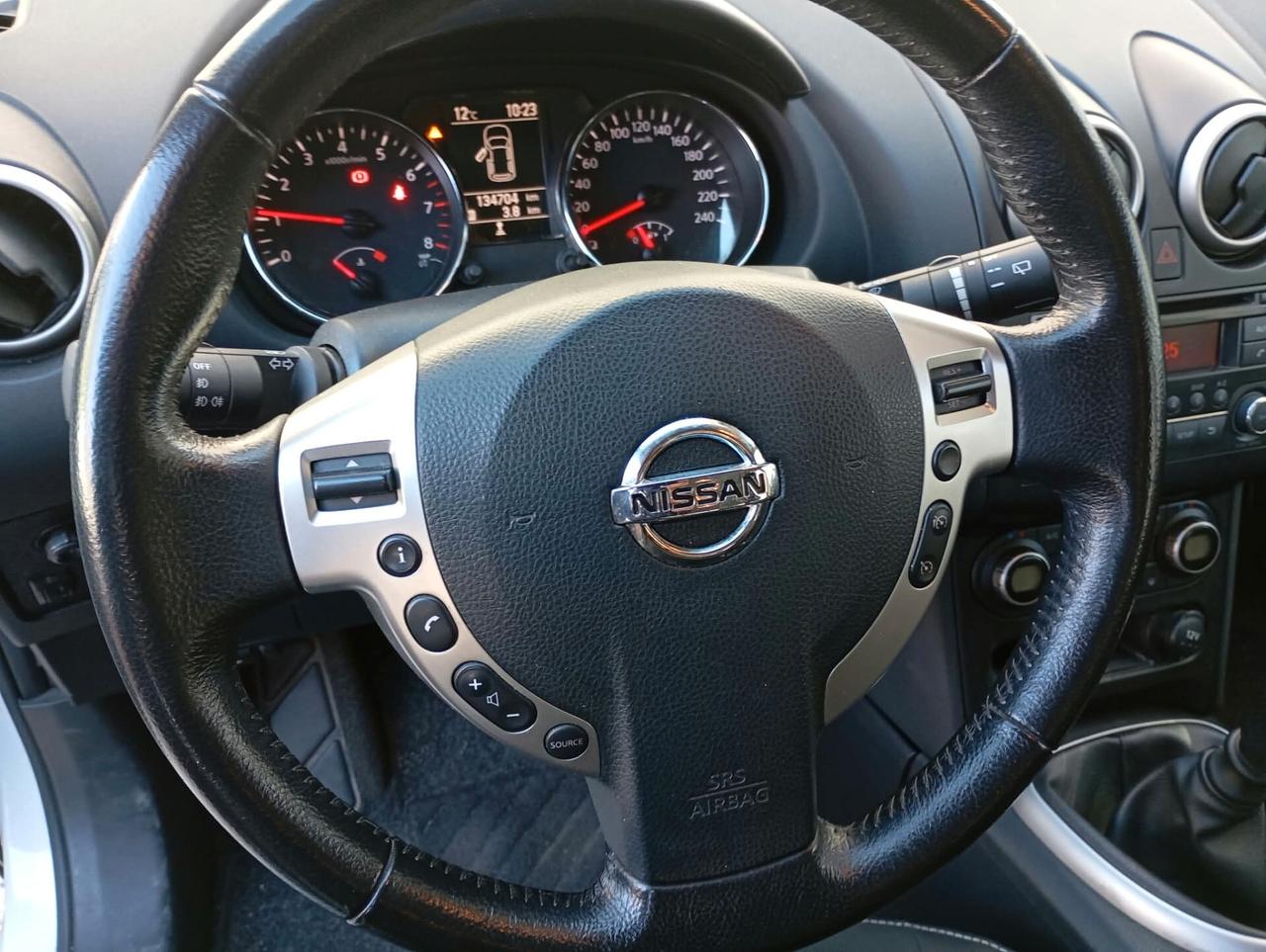 Nissan Qashqai 2.0 16V Acenta-2011