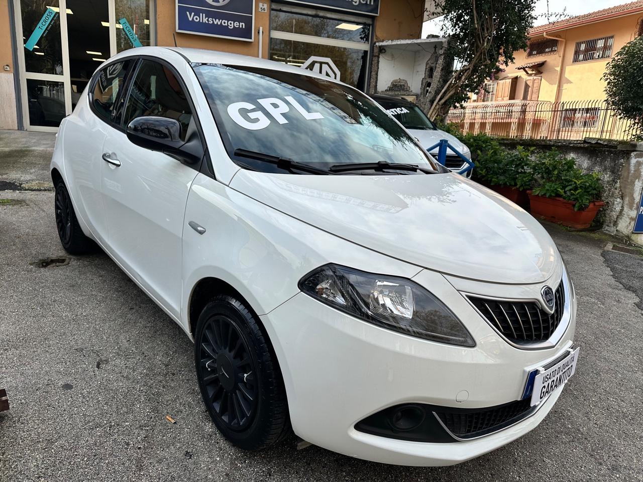 Lancia Ypsilon 1.2 69 CV 5 porte GPL Ecochic Elefantino Blu