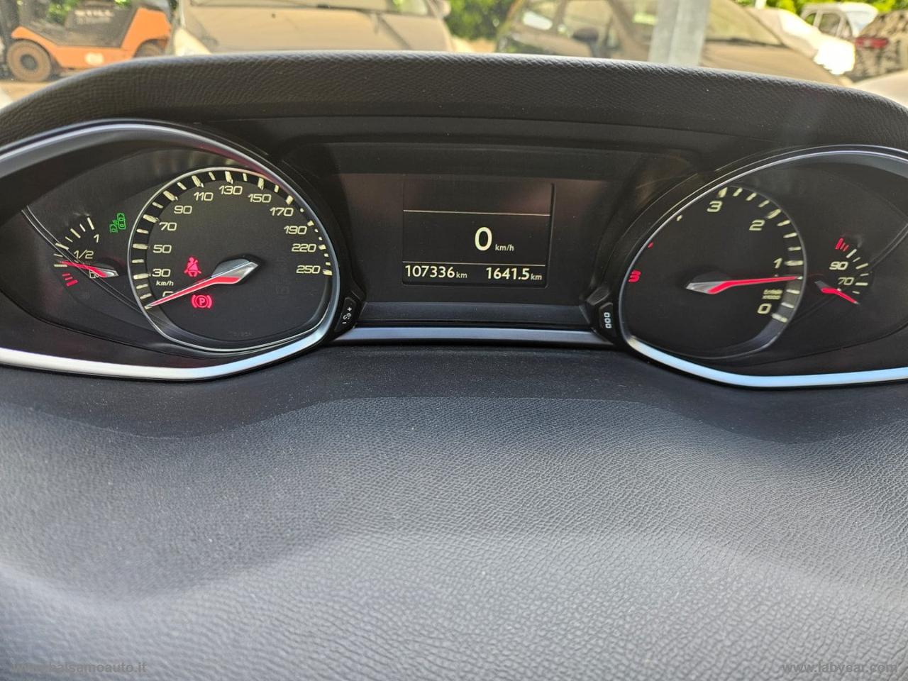 PEUGEOT 308 1.6 e-HDi 115 CV S&S SW Allure