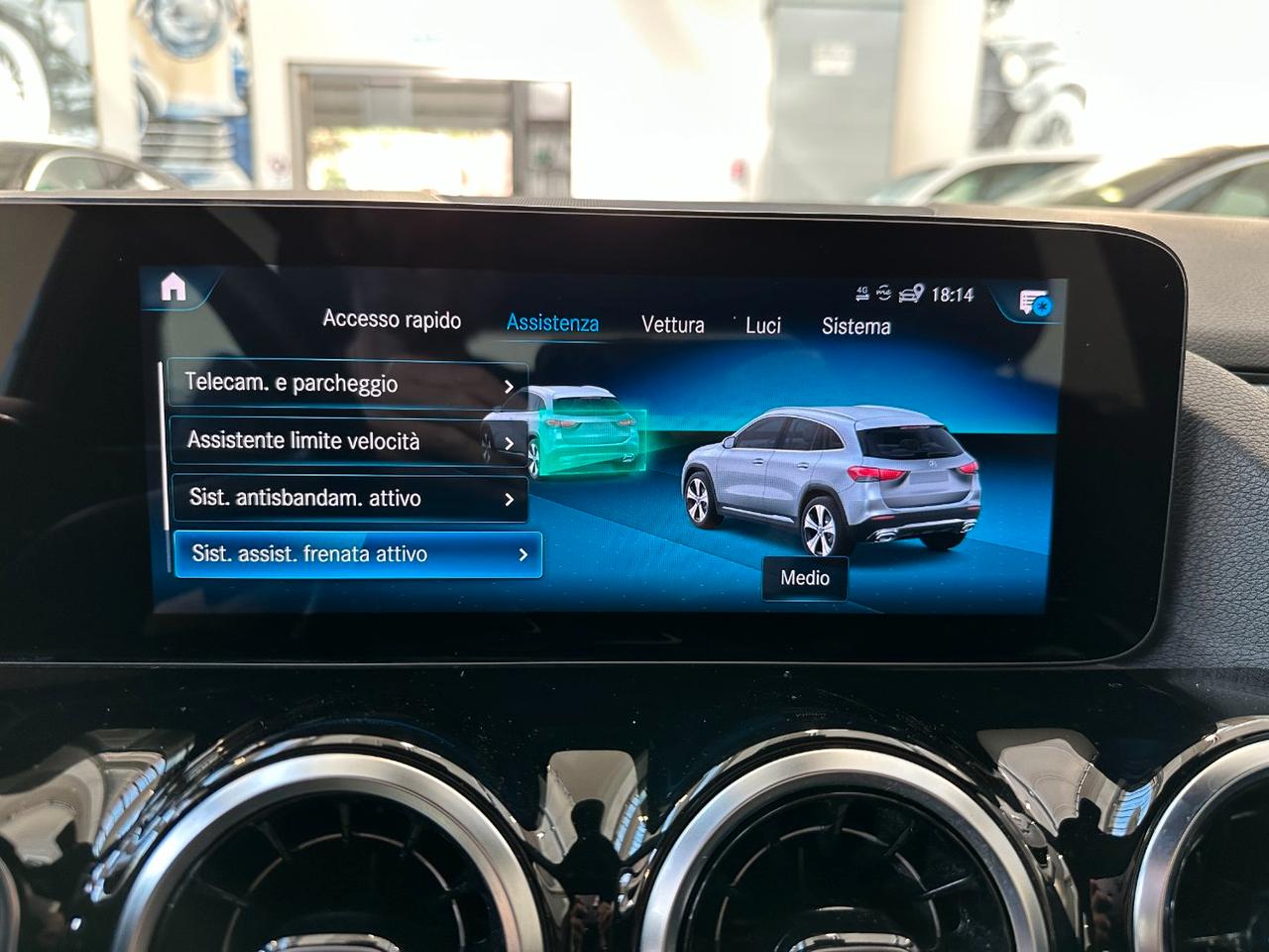 Mercedes GLA 200 d Sport Plus auto-18"-Telecamera