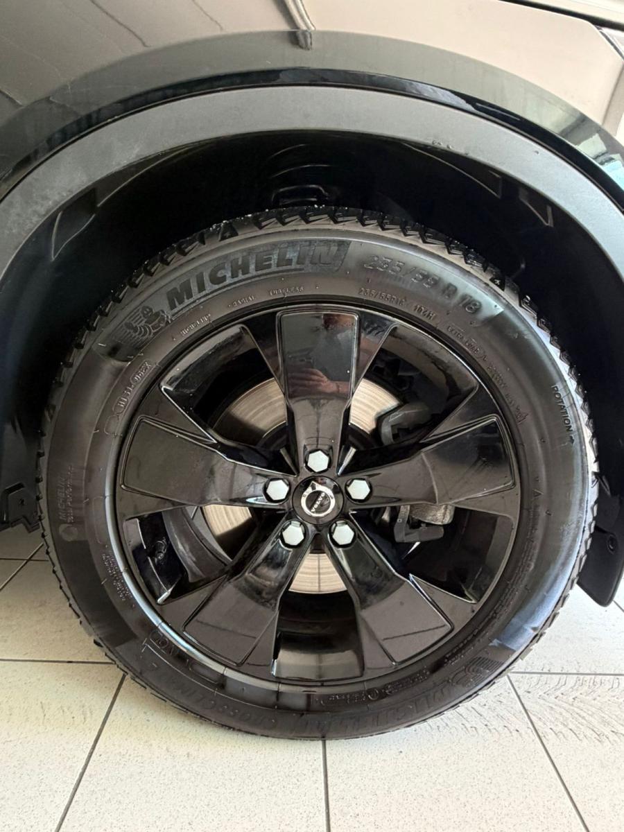 VOLVO - XC40 - D4 AWD Geartronic Momentum