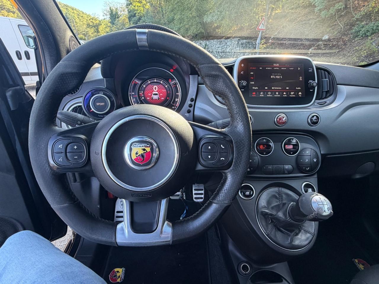 Abarth 595 C 1.4 Turbo T-Jet 180 CV Competizione