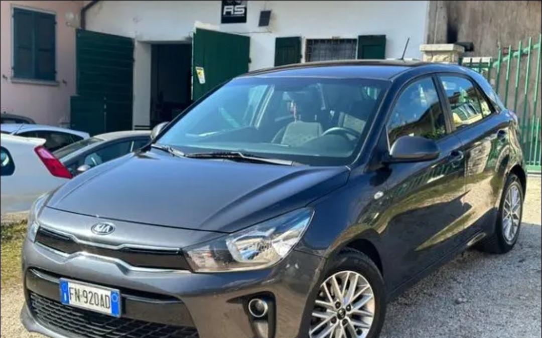 Kia Rio 1.2 CVVT 5p. ECO GPL Cool 2017 neopatentati