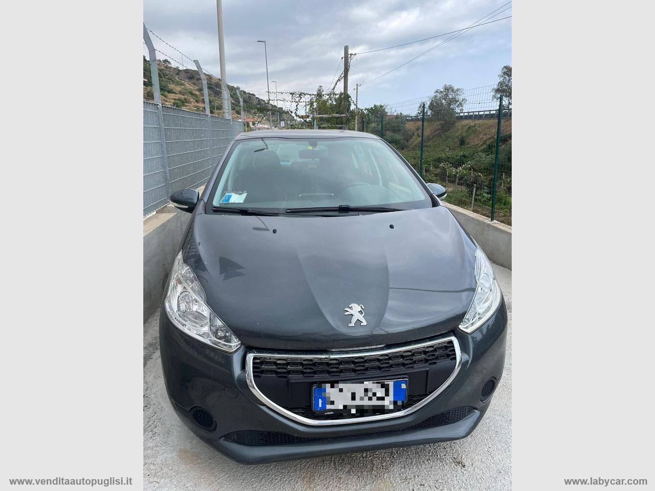 PEUGEOT 208 1.4 HDi 68 CV 5p. Allure