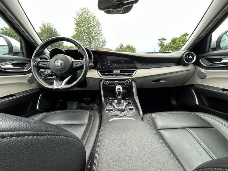 Alfa Romeo Giulia 2.2 160cv AT8 Super Business TETTO APRIBILE+PELLE