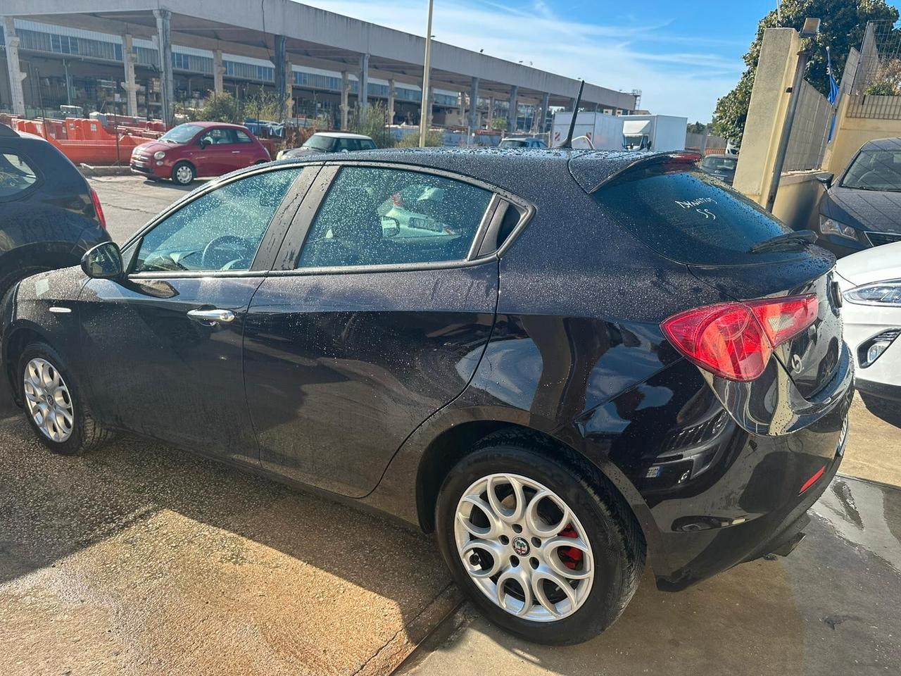 Alfa Romeo Giulietta DIESEL MARZO 2018 FULL OPTIONAL 66MILAKM