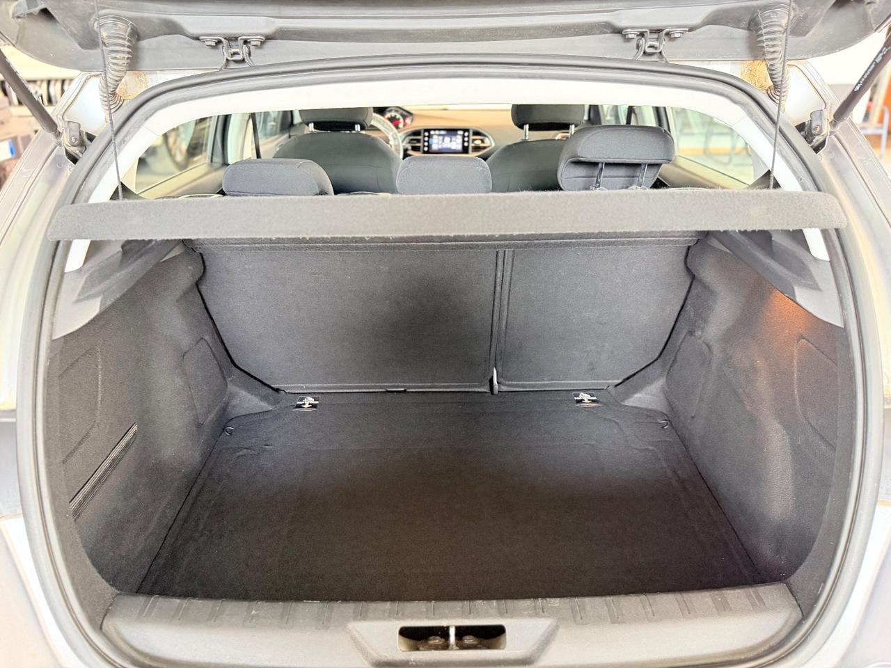 Peugeot 308 BlueHDi euro6 Business