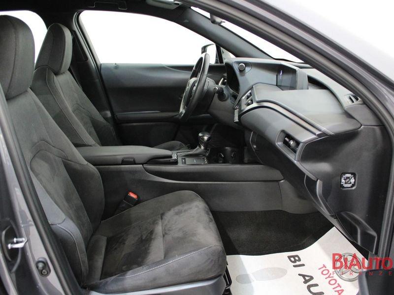 Lexus UX UX Hybrid Executive