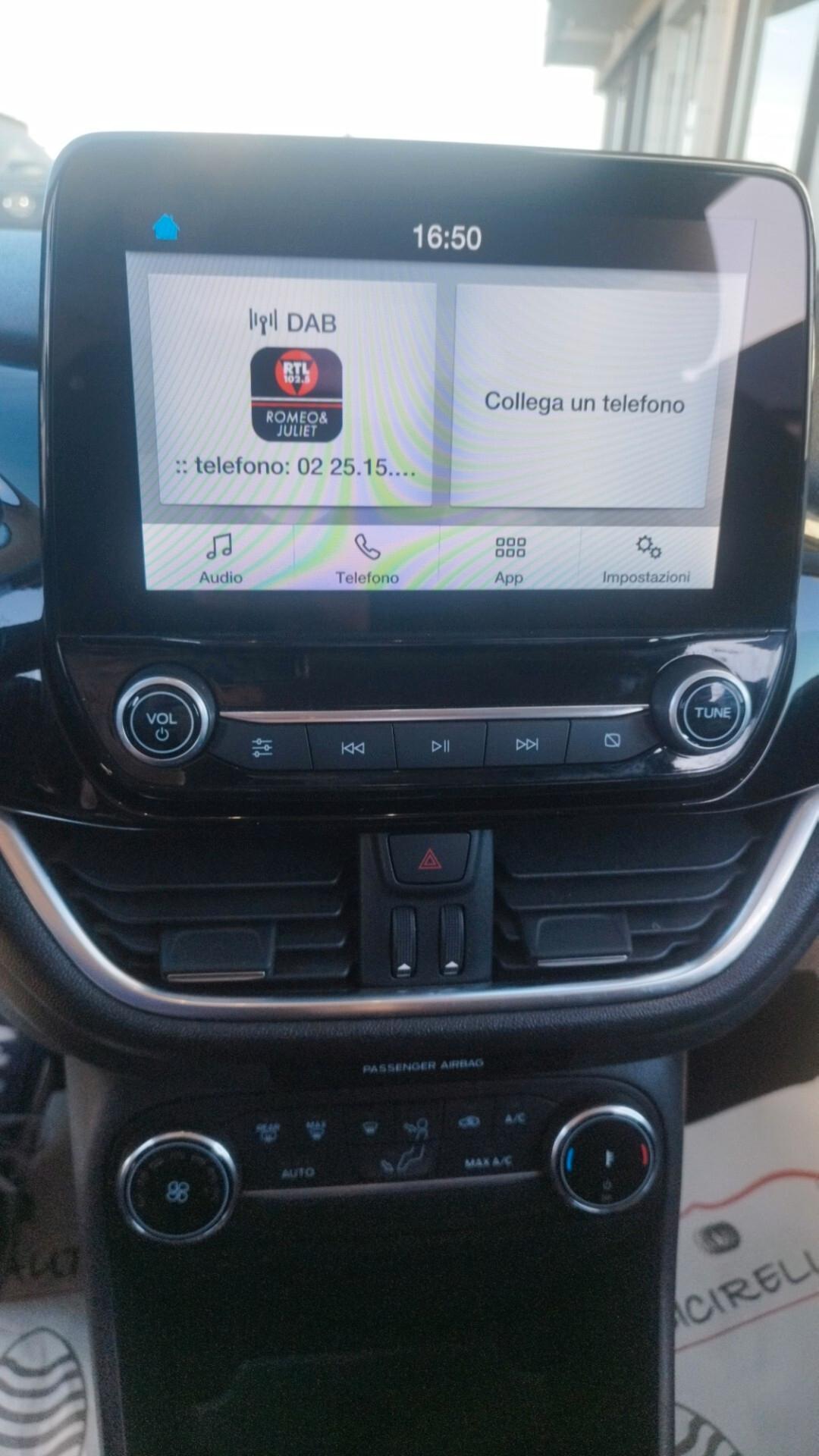 Ford Fiesta 1.0 Ecoboost Hybrid 125 CV DCT 5 porte Titanium