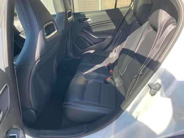 Mercedes-benz GLA 200 d Automatic Edition Tetto/Pelle/LED