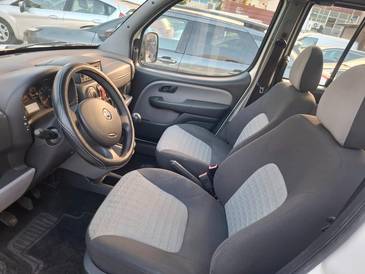 Fiat Doblò - 1.9 JTD RAMPA DISABILE
