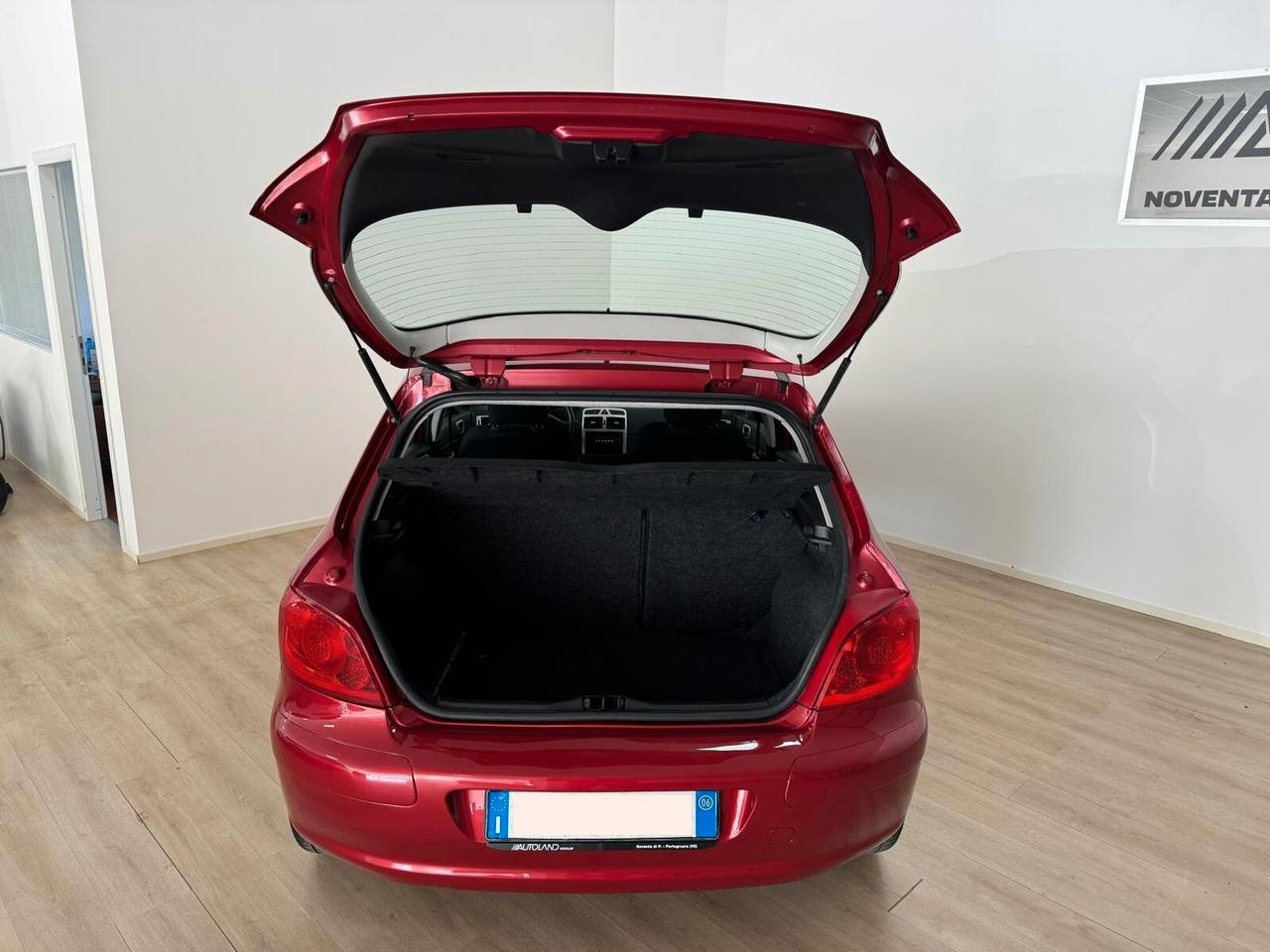 Peugeot 307 1.6 16V 5p. XT