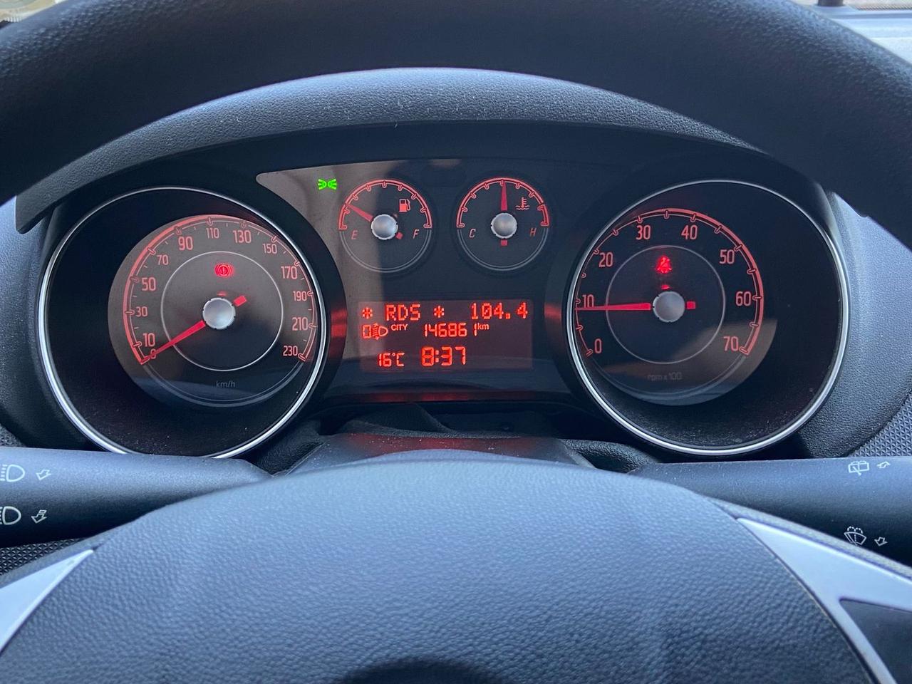 Fiat Punto Lounge 1.4 16V Multiair #10598