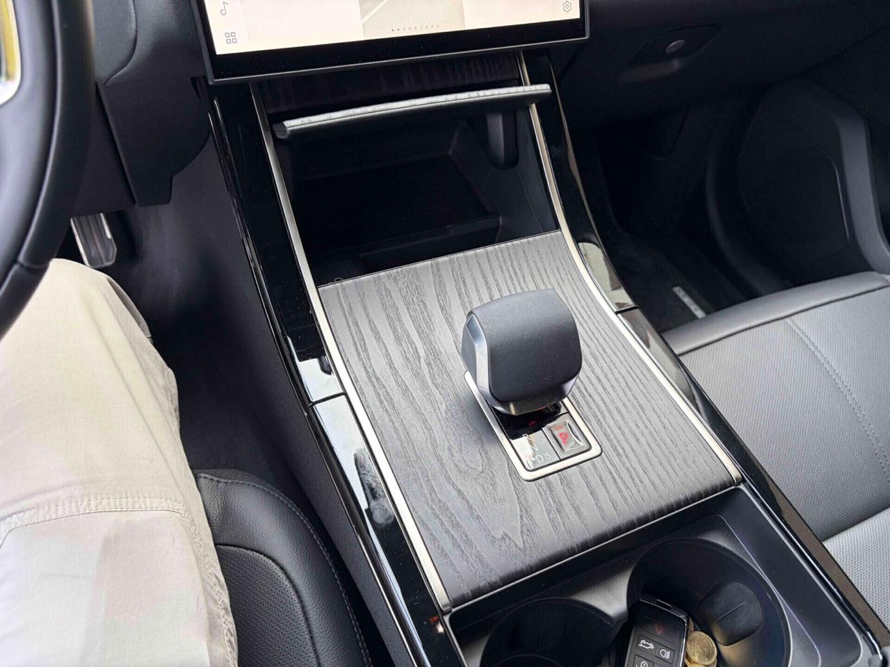Land Rover Range Velar 2.0 I4 PHEV 404 CV Dynamic SE