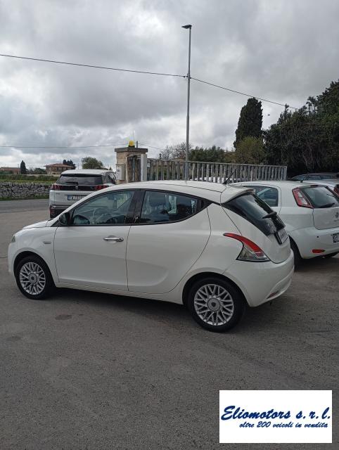 LANCIA - Ypsilon - 1.2 69 CV 5p. GPL Ecochic Silver