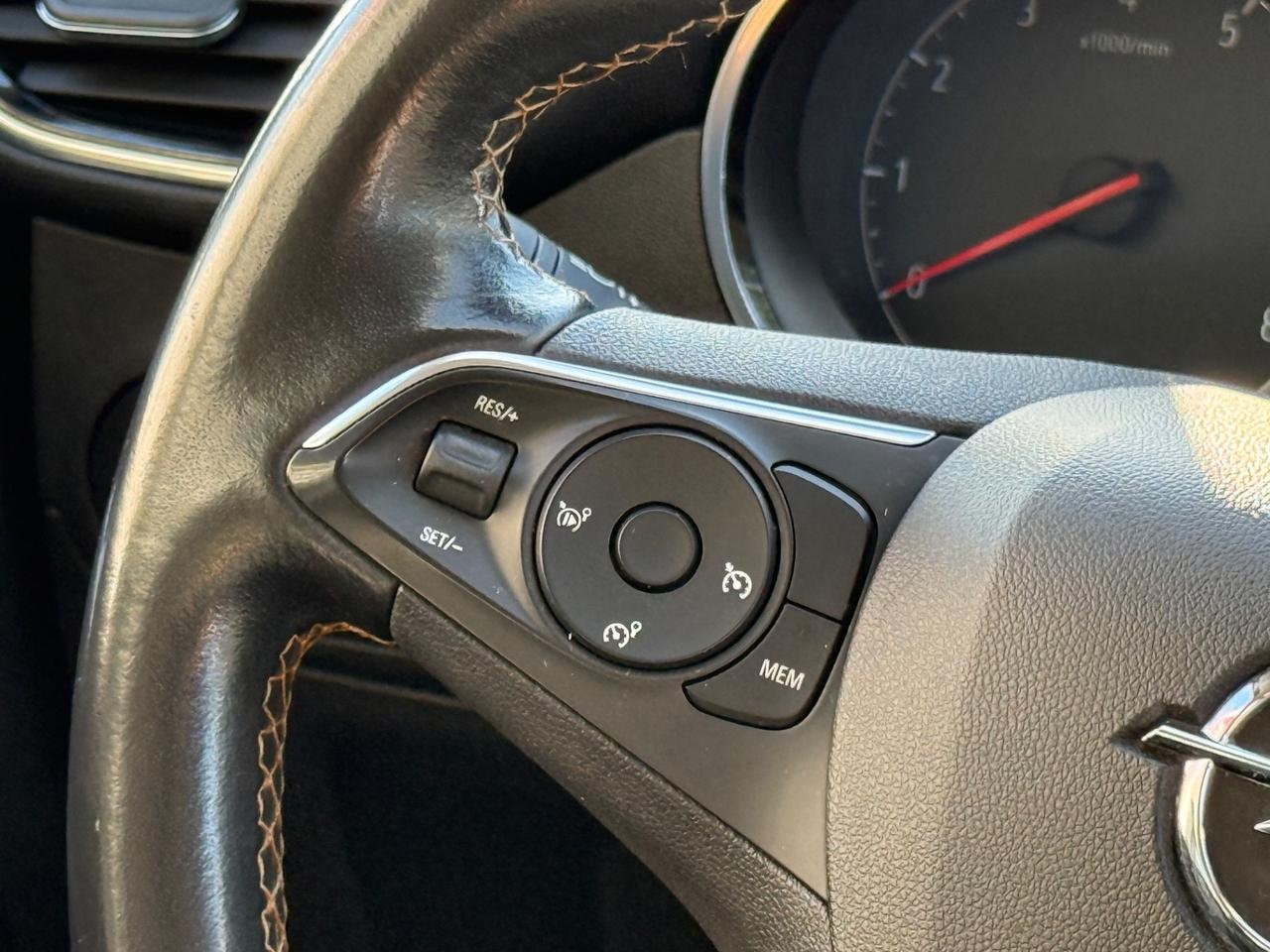 Opel Crossland X 1.2|NEOPATENTATI