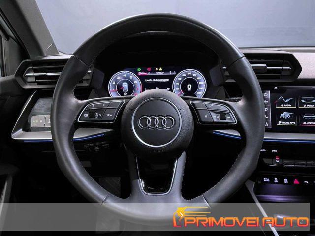 AUDI A3 Sedan 35 TFSI S tronic Business Advanced