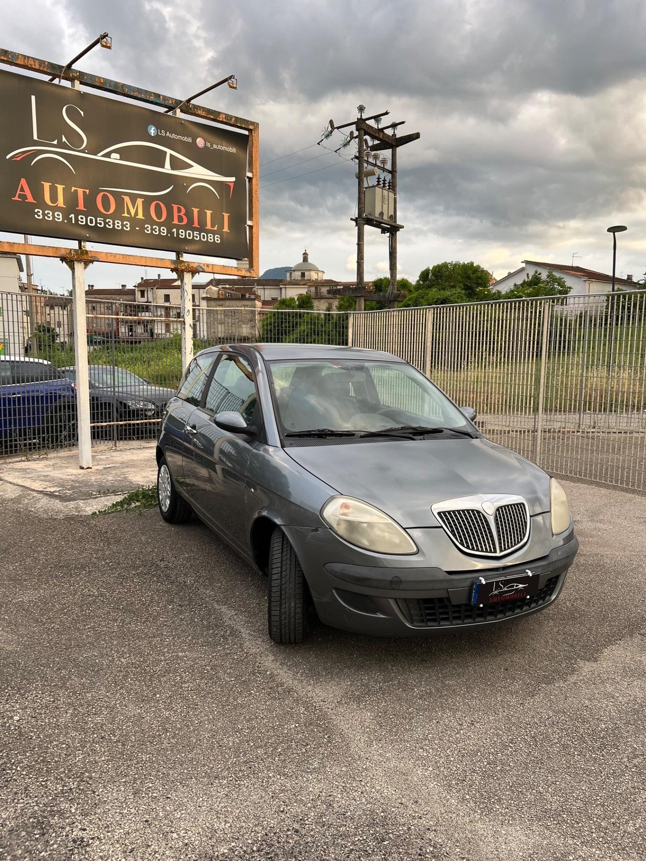 Lancia Ypsilon 1.3 Multijet 16V Platino