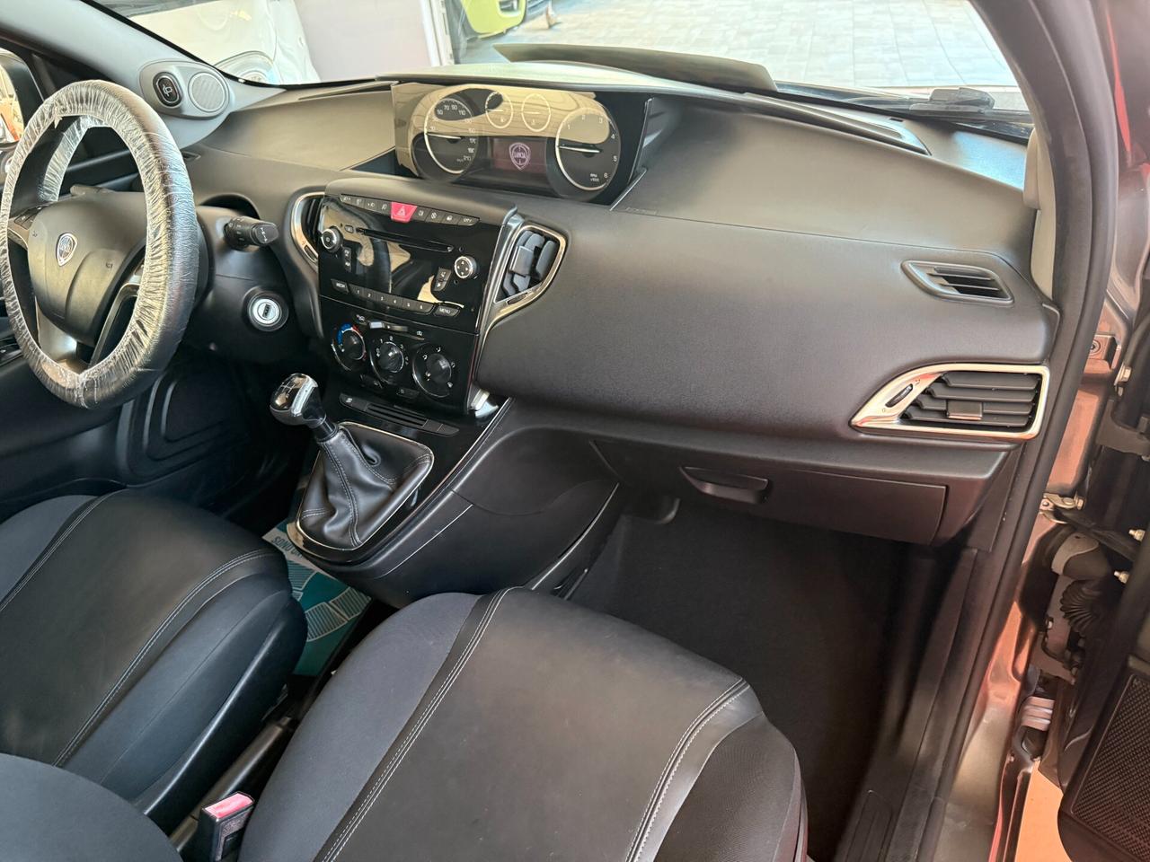 Lancia Ypsilon 1.3 MJT 16V 95 CV 5 porte S&S Platinum