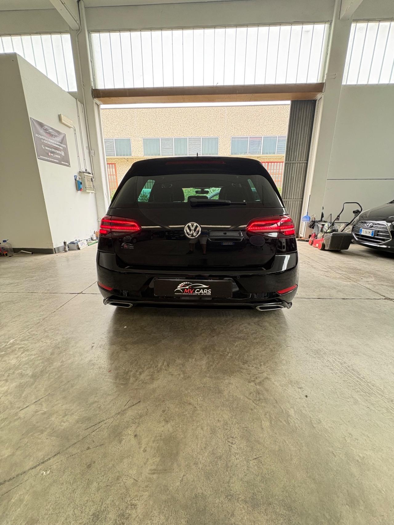 Volkswagen Golf 1.4 TSI 125 CV 5p Sport r-line km digitale
