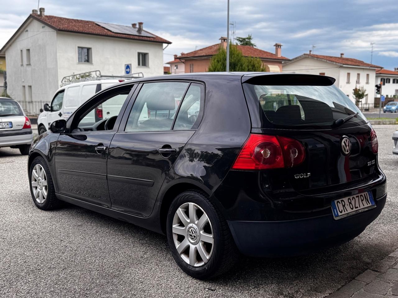Volkswagen Golf 2.0 16V TDI 5p. Sportline