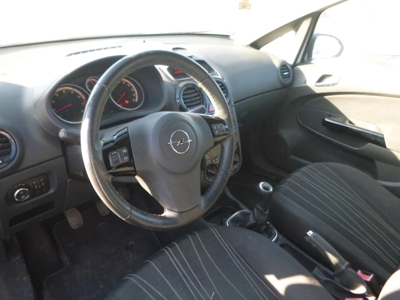 Opel Corsa 1.2 5 porte Edition