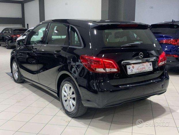 MERCEDES-BENZ B 180 CDI Business