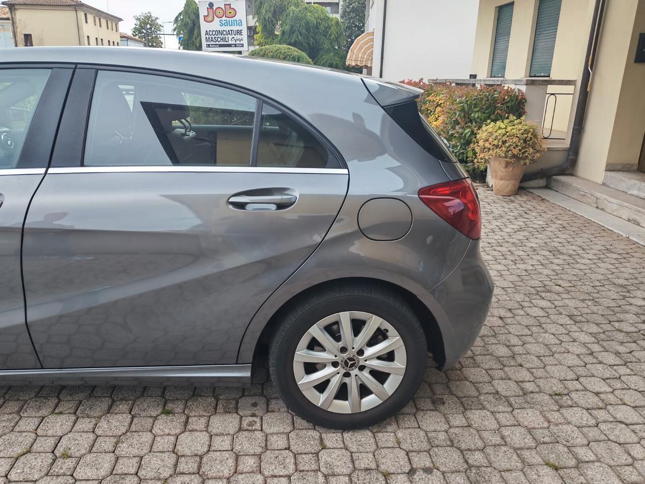 Mercedes-benz A 180 d Automatic Executive