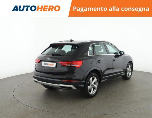 AUDI Q3 35 TDI S tronic Business Advanced