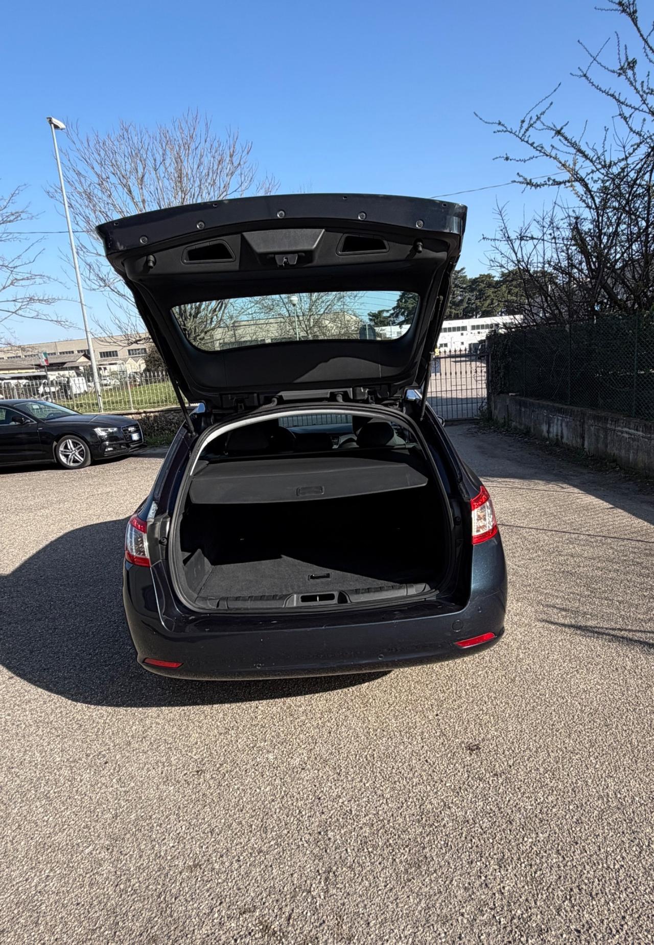 Peugeot 508 1.6 HDi 115CV SW Access