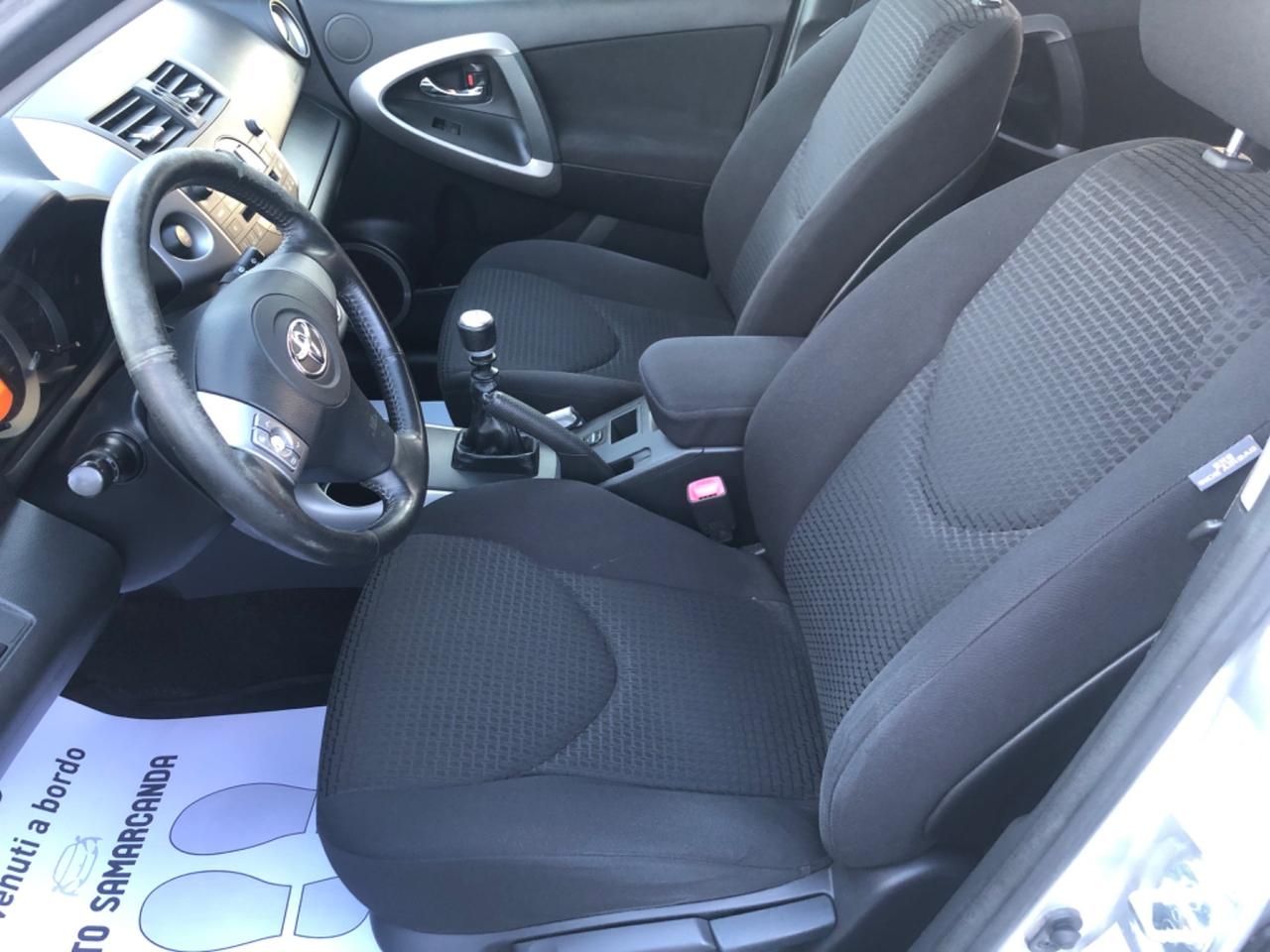 Toyota RAV 4 RAV4 2.2 D-4D 136 CV 4X4 2007