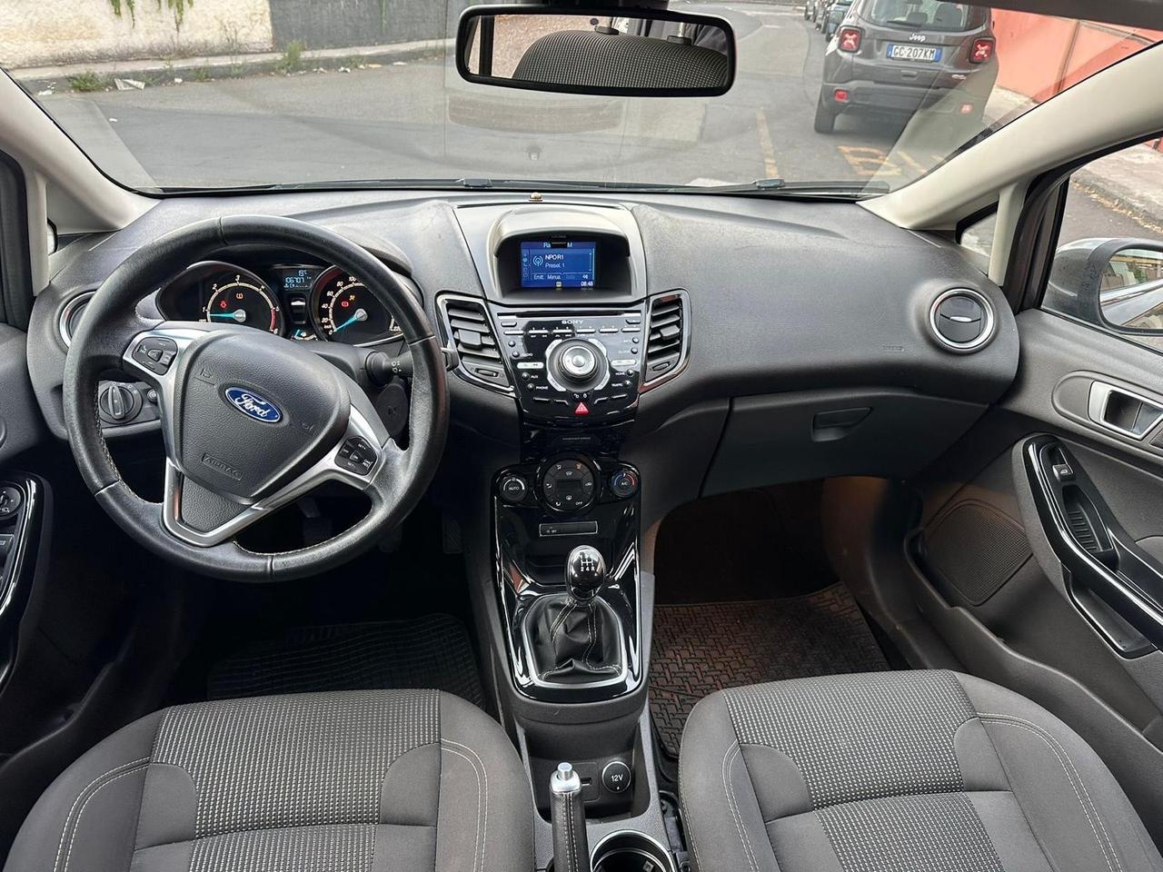 Ford Fiesta 1.5 TDCi 75CV 5 porte Titanium