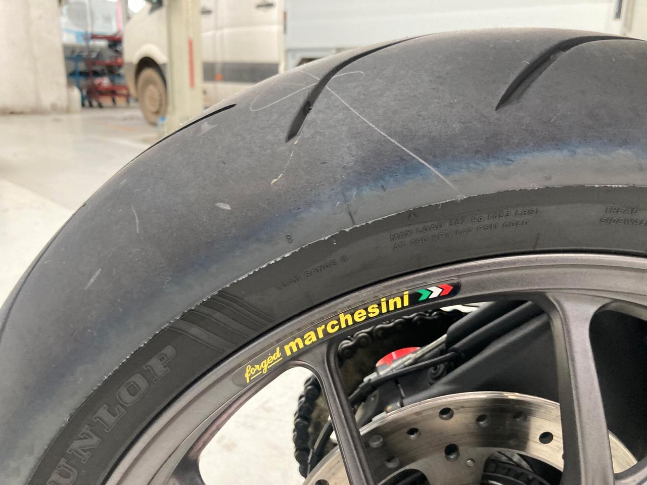 Ducati Panigale V2 baylis serie numerata