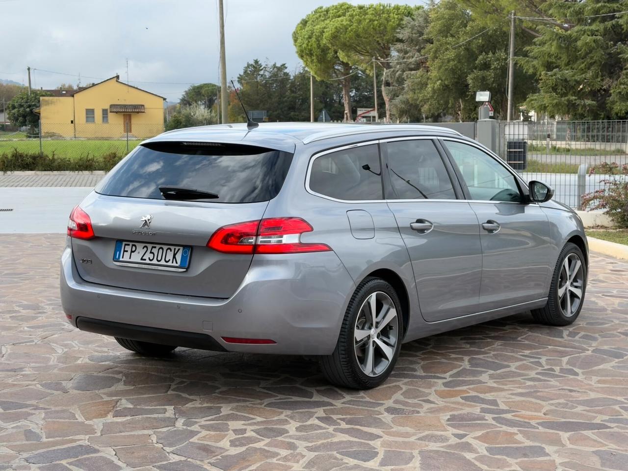 Peugeot 308 1.5 BlueHDi SW
