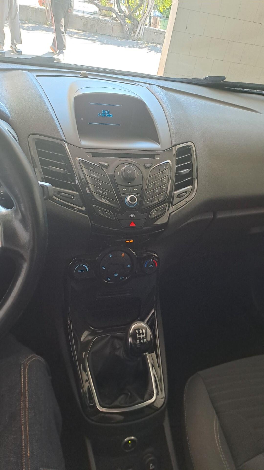 Ford Fiesta GPL 5 porte Titanium