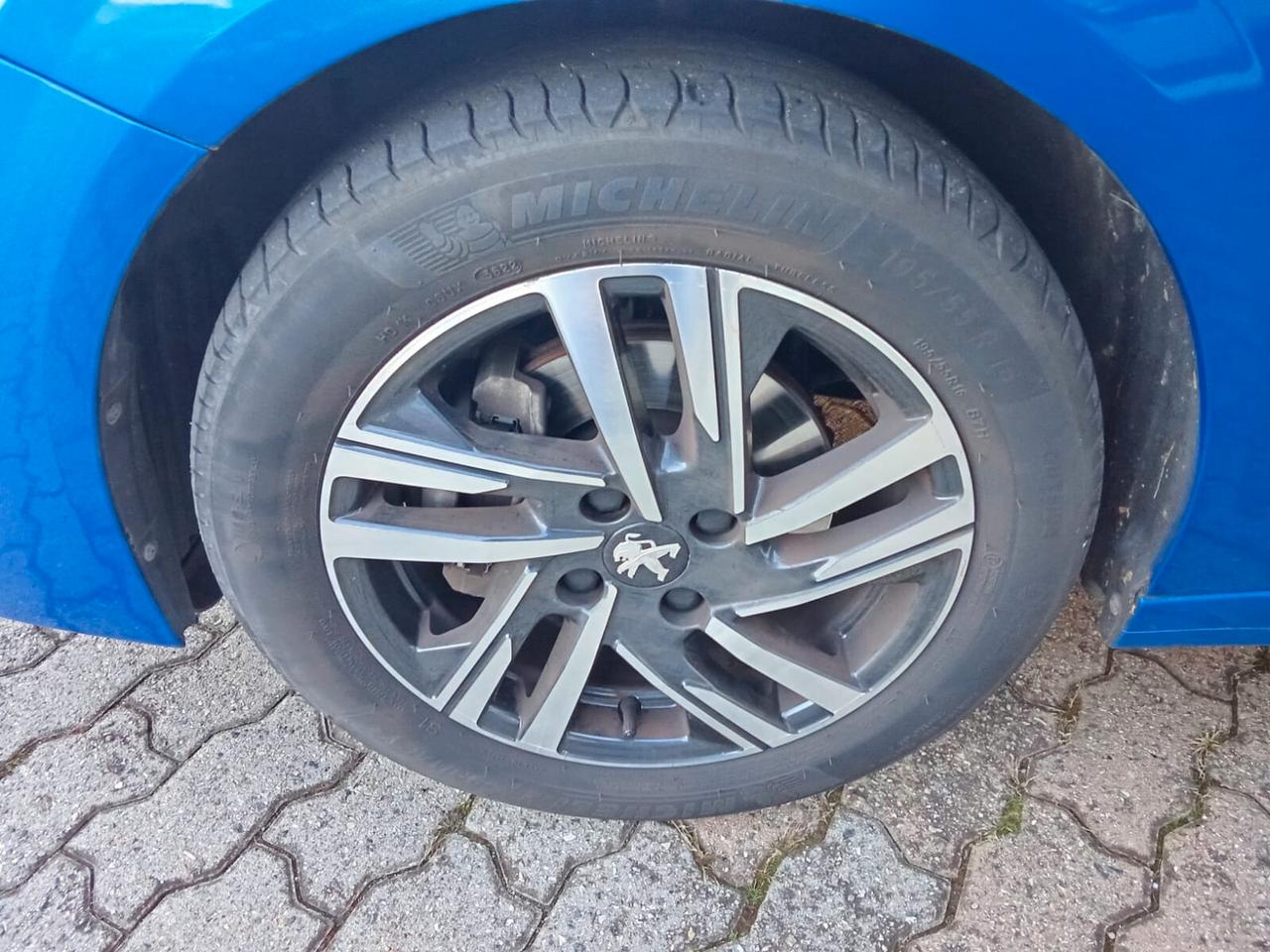 Peugeot 208 PureTech 100 Stop&Start 5 porte Allure Pack