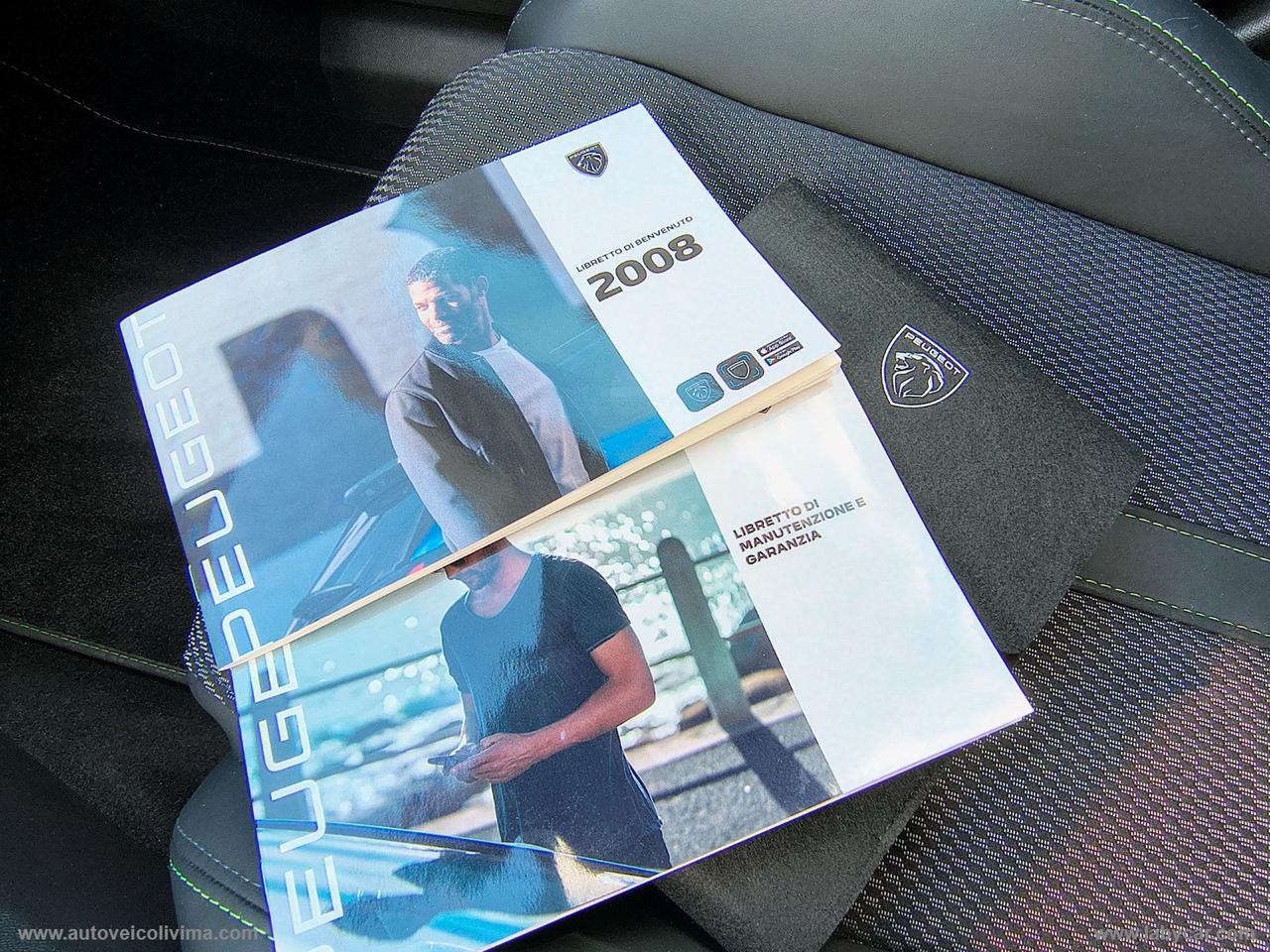 PEUGEOT 2008 BlueHDi 130 S&S EAT8 GT