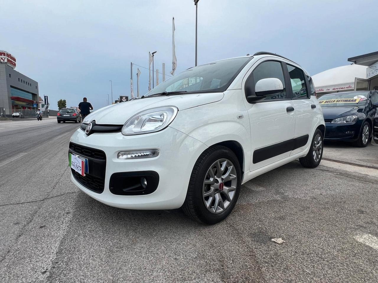 FIAT PANDA HYBRID VETTURA CON SOLI 35000KM UNICO PROPRIETARIO