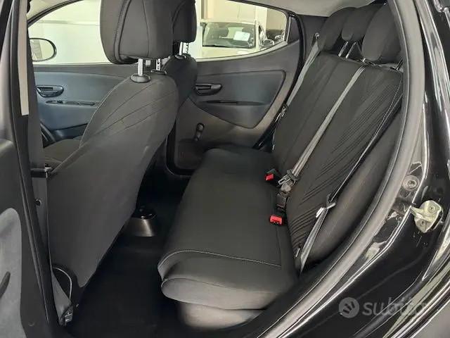 Lancia Ypsilon 1.0 firefly hybrid Gold KM CERT