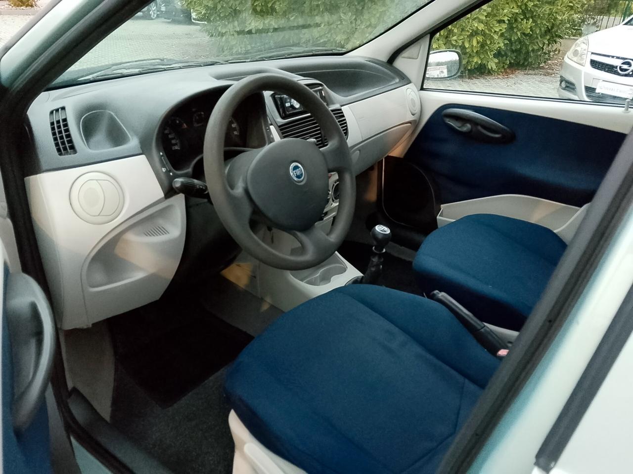 Fiat Punto 1.2 Benzina-NEOPAT-125.000-2004