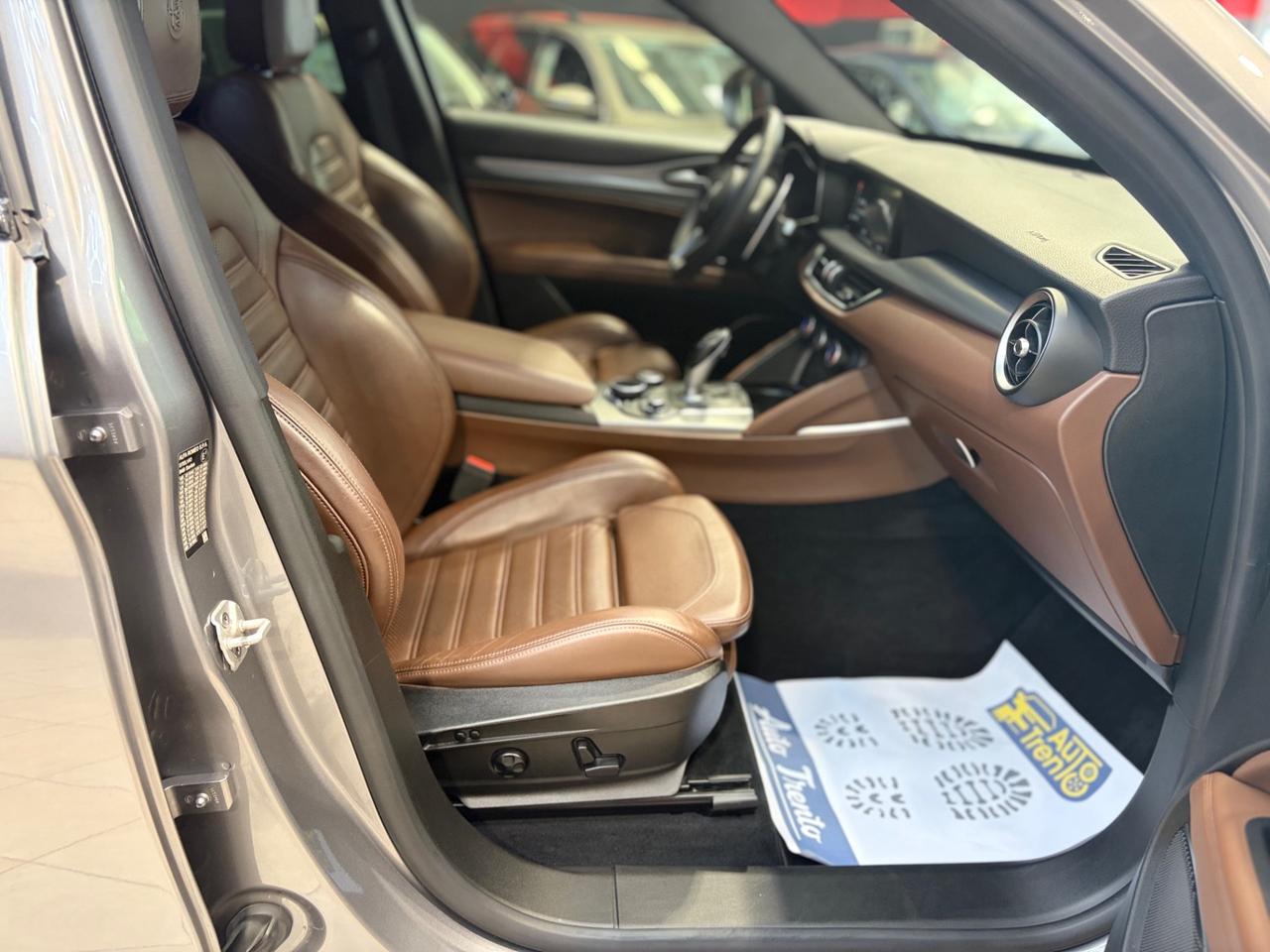 Alfa Romeo Stelvio 2.2 Turbodiesel 210 CV AT8 Q4 Super