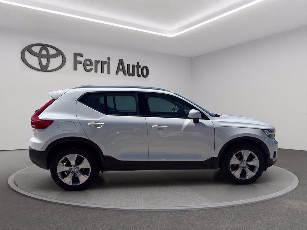 VOLVO Xc40 2.0 d3 momentum del 2019