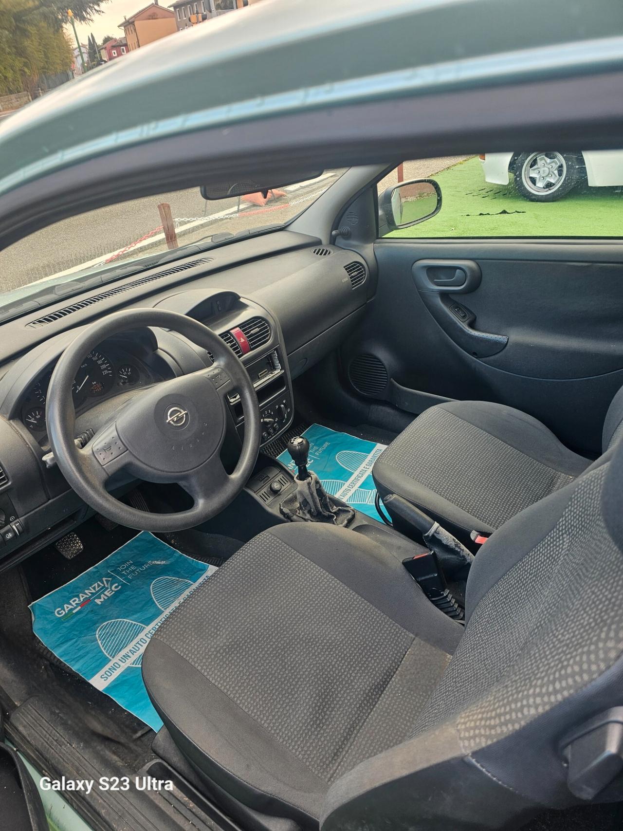 Opel Corsa 1.2i 16V cat 3 porte