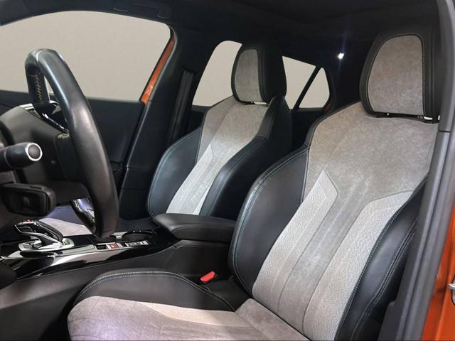 PEUGEOT 2008 motore elettrico 136 CV GT Pack TETTO APRIBILE