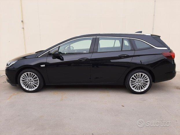 Opel Astra Sportourer 1.6 CDTI 136cv Aut. Innovation