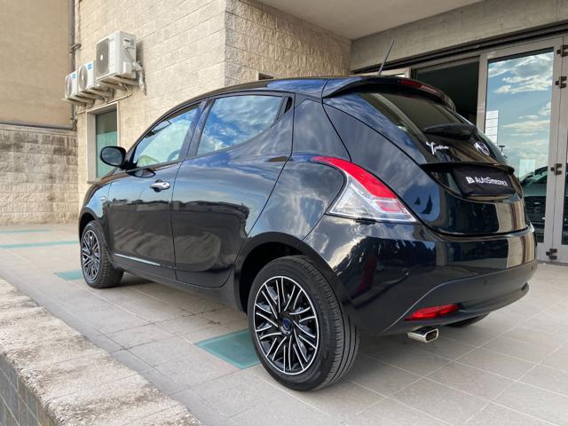 LANCIA Ypsilon 1.0 FireFly 5 porte S&S Hybrid Gold 5 posti.