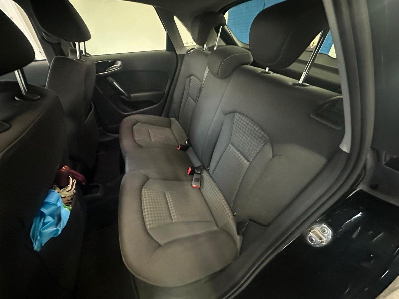 Audi A1 Sportback 1.6 tdi S Line Edition 90cv